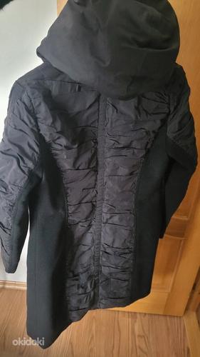 Качественное пальто Bastion, размер 38, производство Эстония (фото #3)