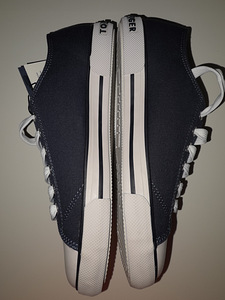 Tommy Hilfiger ketsid/ tennised (2 foto / 6)