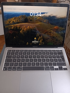 Apple MacBook Air 13 M2 256 GB (2 foto / 3)