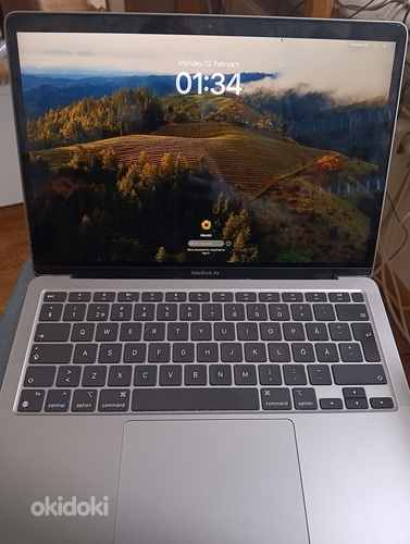 Apple MacBook Air 13 M2 256 ГБ (фото #2)