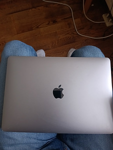 Apple MacBook Air 13 M2 256 GB (3 foto / 3)