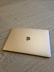 Apple Macbook Air 13" 2018 Gold 8GB/128GB 1.6GHz Core i5 (1 foto / 4)