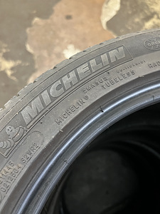 Rehvid 235/45 R17 (2 foto / 5)