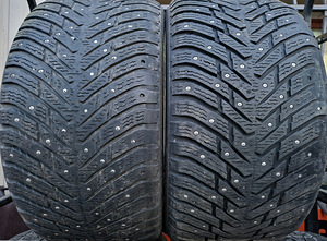 R19 Nokian naastrehvid 285/40/19 - 2tk (1 foto / 1)