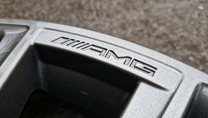 R20 AMG оригинальные разноширокие НОВЫЕ 5x112 W213 W222 W447 (4 фото из 5)