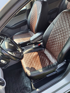 Skoda Rapid spaceback Ambition 1.6 66kW (4 foto / 11)