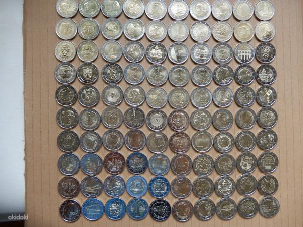100 различных памятных монет (фото #1)