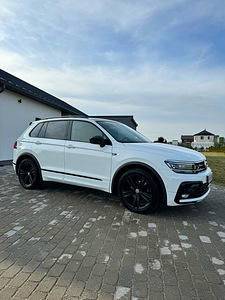 Volkswagen Tiguan R-line Black Style 2.0 TDI 110kw (3 foto / 8)