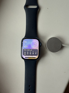 Apple Watch Series 7, GPS + Cellular, алюминий, 41 mm, blue (1 фото из 9)