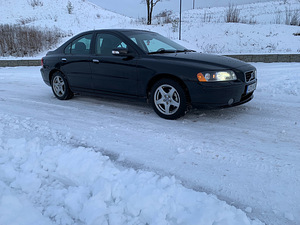 Volvo S60 D5 136KW (Webasto) (2 foto / 9)
