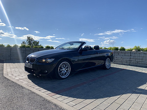 M/V BMW e93 330d (1 foto / 9)