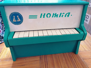 Пианино Нотка (2 фото из 3)