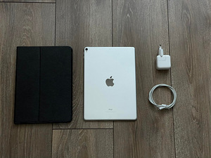 iPad PRO 10.5 ( 256 GB, 120HZ ProMotion) defekt (2 foto / 3)
