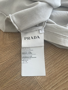 Originaal Prada t särk (3 foto / 3)