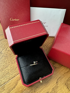 Оригинальное кольцо Cartier Juste un Clou (2 фото из 3)