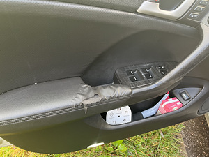 Продается Honda Accord (8 фото из 8)