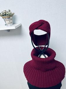 Kahekihiline peapael ja sall-snood-tuub (3 foto / 4)