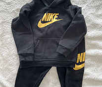 Nike ülikond. 86-92