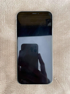 iPhone XR 64gb (2 foto / 7)