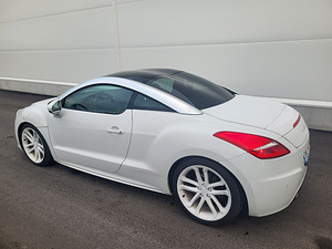 Peugeot RCZ Turbo 1.6 115kW (10 foto / 15)