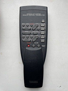 Yamaha AX-390 Аудиоусилитель (3 фото из 3)