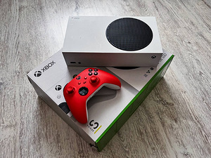Microsoft XBOX Series S (1 foto / 4)