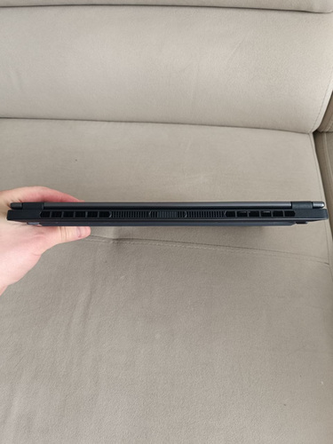 ASUS TUF A14 14.0" 2.5K 165Hz,RTX 5060, 16GB ddr5, 512GB SSD