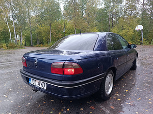 Opel Omega 3.0 MV6 Full Options (4 foto / 14)