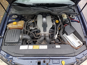 Opel Omega 3.0 MV6 Full Options (6 foto / 14)