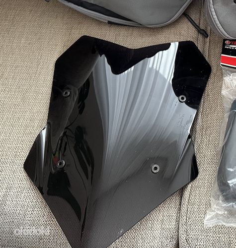 Puig 9724f Yamaha лобовое стекло