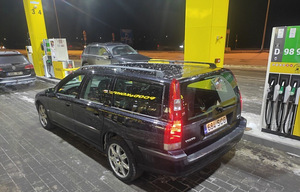Volvo V70 2.4 D5 120kw (1 foto / 9)