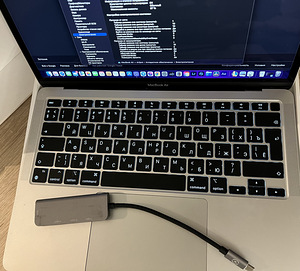 Apple MacBook Air 13 M1 8 256GB RUS (2 foto / 2)