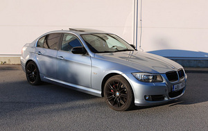 BMW 330 Facelift xDrive 3.0 180kW (2 foto / 10)
