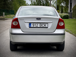 Ford Focus II 2007 (4 foto / 11)