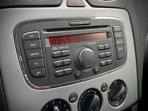 Ford Focus II 2007 (11 foto / 11)