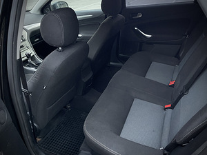 Ford Mondeo 2.0 85kW 2009a (10 foto / 13)