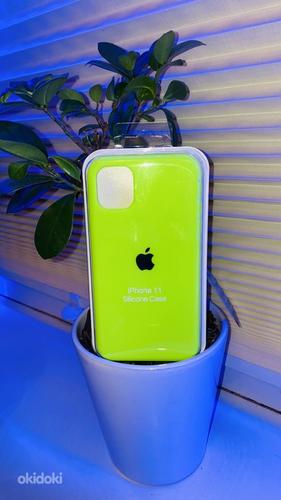 Силиконовый чехол для iPhone 11 Неоново-зеленый (фото #2)