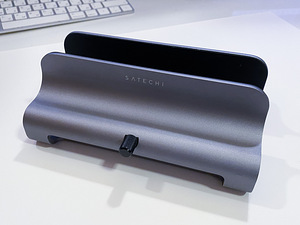 Satechi Universal Vertical Laptop Stand (3 foto / 5)
