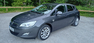 Opel astra (2 фото из 15)