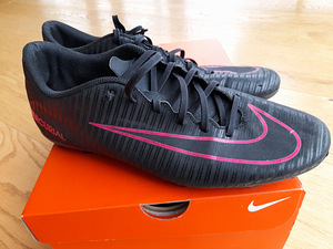 Бутсы NIKE 44 (3 фото из 7)