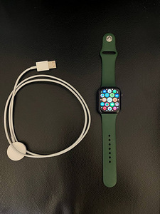 Apple Watch SE 2020 (1 foto / 3)