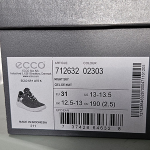 Ecco tossud unisex (5 foto / 5)