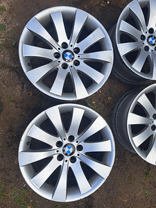 BMW 18" стиль 250 f07 f01 оригинал (2 фото из 3)