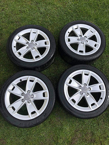 Audi r17 (2 фото из 5)