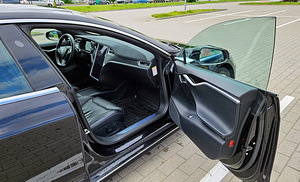 Tesla Model S 60 Supercharger Free (4 foto / 14)