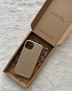 UUS! Bounir taaskasutatud vegan nahast iPhone 13 cover (2 foto / 3)
