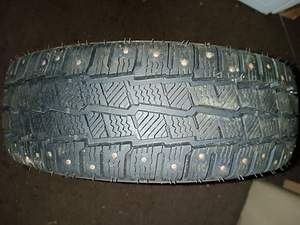 Michelin 195/70/R15C (1 foto / 3)