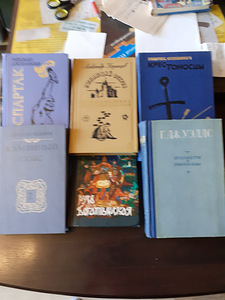 Klassikaline ja seikluskirjandus (1 foto / 3)