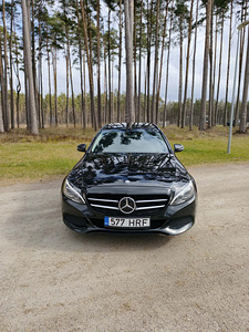 Mercedes-Benz C 250 (7 foto / 15)