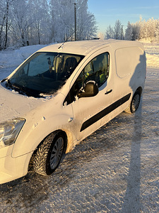 Citroen berlingo (5 фото из 12)